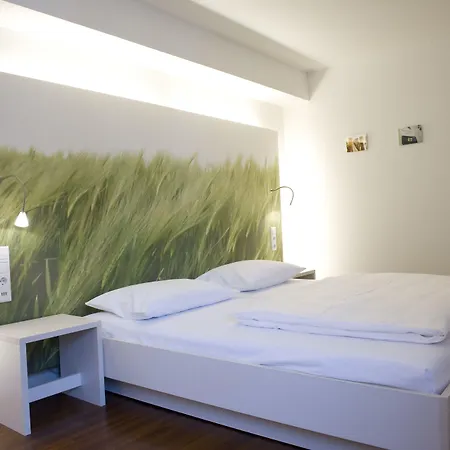 Brauerei Und Krone * テットナング