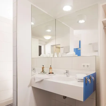 Brauerei Und Krone * テットナング